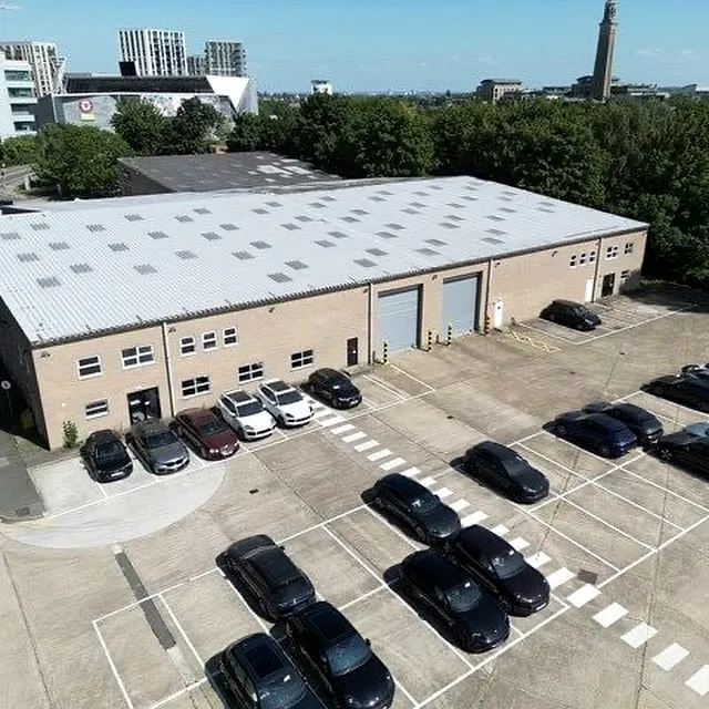 UK production location and behind-the-scenes still 25