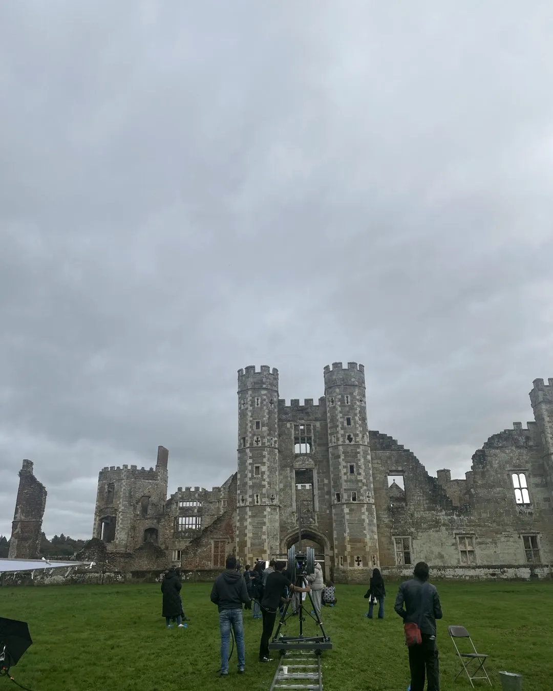 UK production location and behind-the-scenes still 42