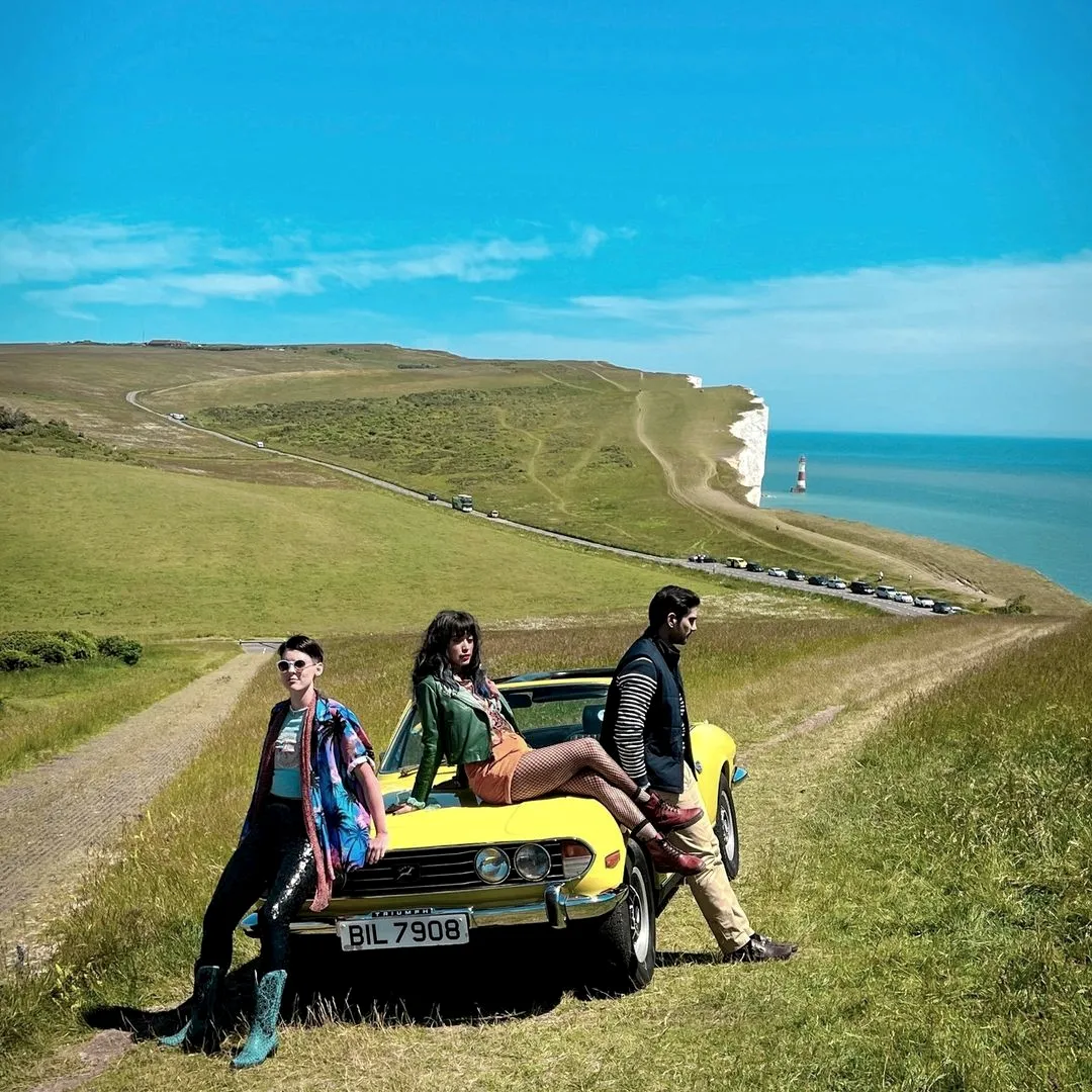Production behind-the-scenes photograph 17